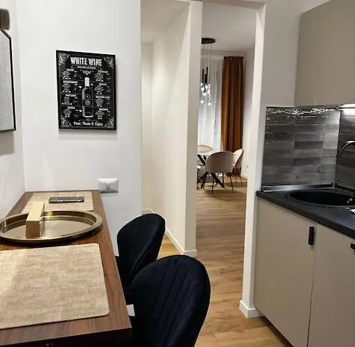Curato Collection Roma